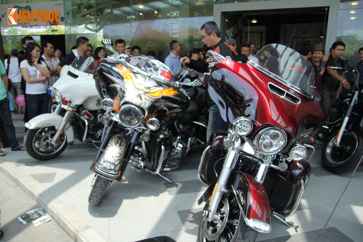 Bộ ba dòng sản phẩm touring tiền tỷ của Harley-Davidson.