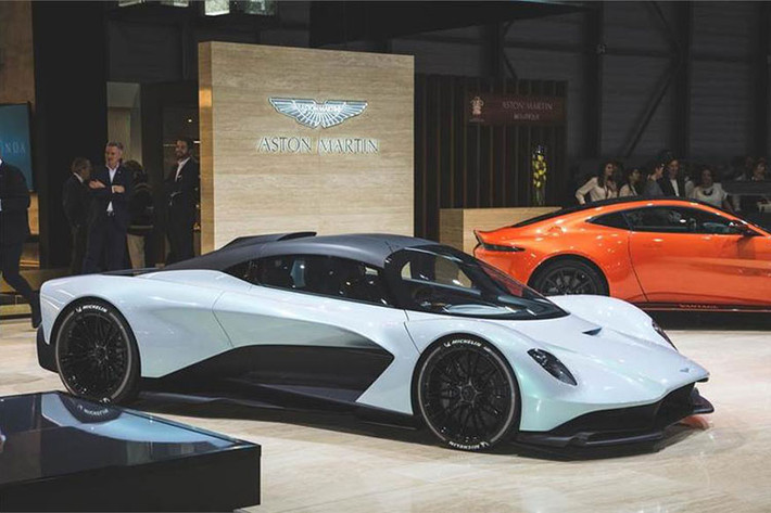Cụ thể hơn, Valhalla sẽ là 1 trong 3 chiếc Aston Martin xuất hiện trong phim, và là đại diện duy nhất đến từ thế kỷ 21. Được biết 2 chiếc Aston Martin còn lại sẽ là DB5 đến từ những năm đầu 1960 và V8 Vantage 1987, cả 2 đều đã từng góp mặt trong các phần phim James Bond cổ điển.