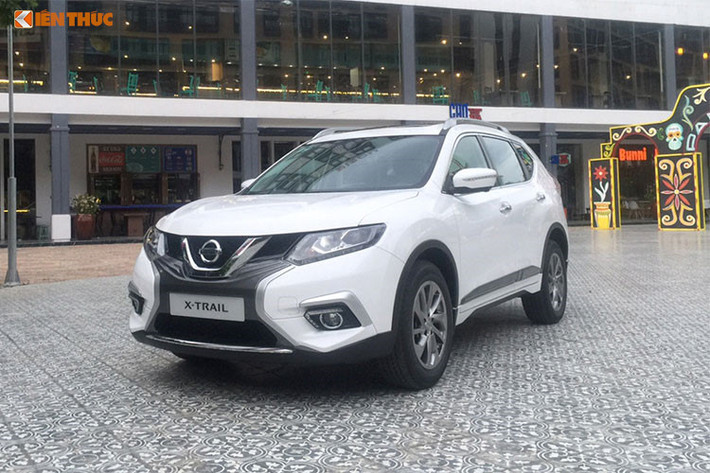 Nissan X-trail là minh chứng rõ ràng cho trường hợp thành công trên thế giới nhưng thất bại ở Việt Nam. Với doanh số chỉ đạt 24 xe trong tháng 2 vừa qua, Nissan X-trail thực sự lép vế trước các đối thủ như Honda CR-V, CX5 hay Mitsubishi Outlander trong phân khúc crossover.