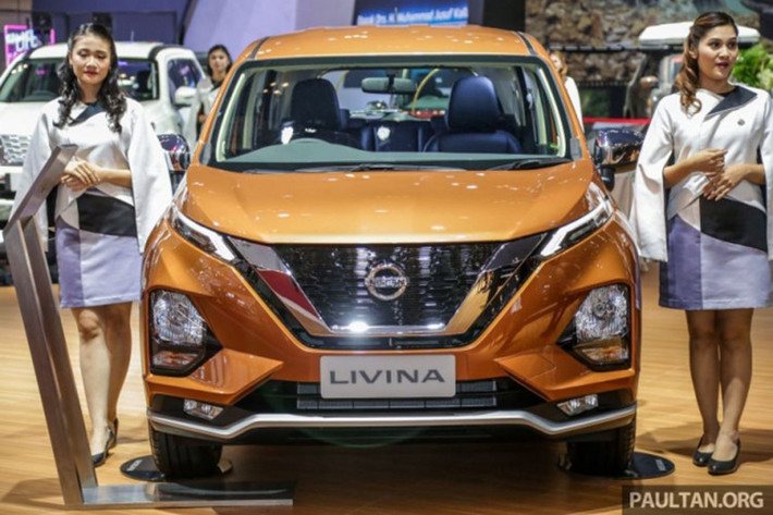 Ra mắt lần đầu tại triển lãm ở Indonesia vào tháng 2 đầu năm nay. Mẫu MPV Nissan Livina 2019 ngay lập tức thu hút sự quan tâm không chỉ của người dùng Indonesia mà còn có khách hàng Việt Nam nhờ thiết kế nội – ngoại thất và động cơ gần như giống hệt Mitsubishi Xpander, sản phẩm đang ăn khách nhất phân khúc tại nước ta.