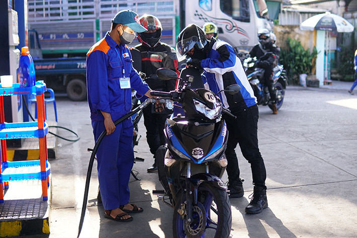 Đây không chỉ là cơ hội cho 20 thành viên có dịp thử thách bản lĩnh di chuyển liên tục suốt hơn 10 ngày trên "chiến mã" Yamaha Exciter mới, mà còn giúp họ hiểu và thêm yêu hơn vẻ đẹp, đất nước con người Việt Nam.