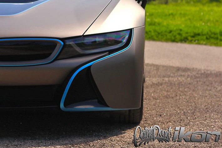 BMW đã phải tăng gấp đôi công suất sản xuất i8 lên thành 20 xe/ngày do mẫu xe này có quá nhiều khách đặt hàng.