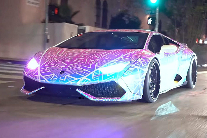 Ngoài ra chiếc Lamboighini Huracan của Chris Brown thì chưa từng có chiếc xe nào được bọc như vậy, do đó, họ muốn giữ bí mật thương mại.