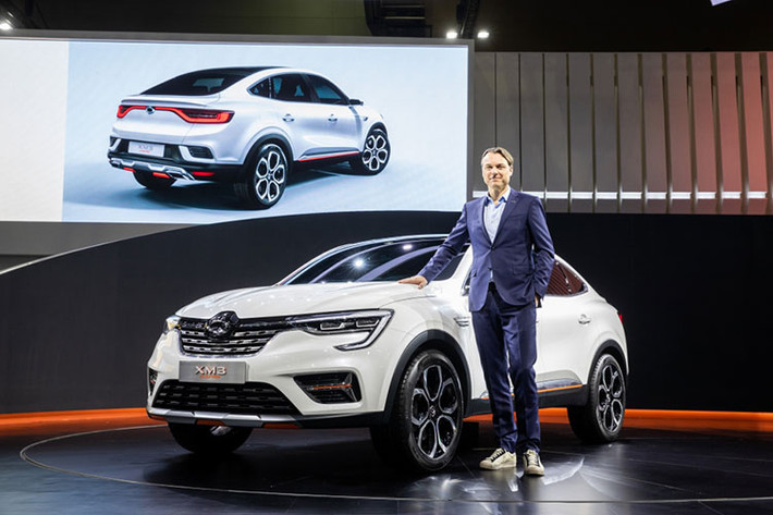 Tại triển lãm Ô tô Seoul 2019 hiện đang diễn ra tại Hàn Quốc, liên doanh Renault Samsung đã bất ngờ giới thiệu một mẫu xe concept mới mang kiểu dáng SUV lai Coupe, đó là Renault Samsung XM3 Inspire.