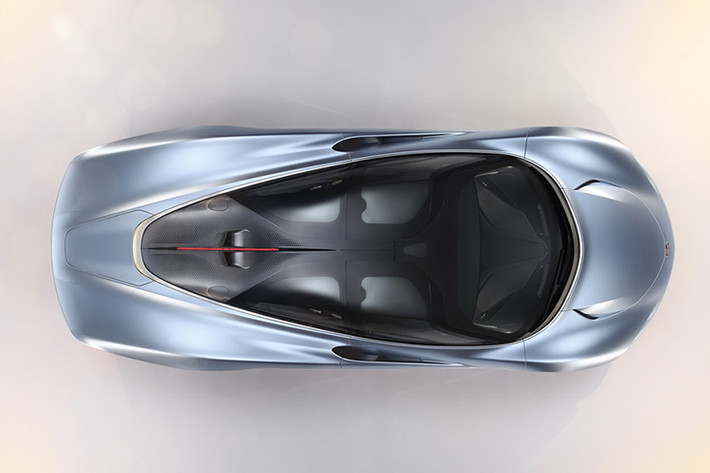 Speedtail là mẫu xe thứ hai thuộc dòng Ultimate Series của McLaren, sau Senna và cũng là mẫu xe thương mại nhanh nhất của McLaren. Khác với Senna chỉ dành cho đường đua, Speedtail là mẫu xe đường phố hướng đến các đối thủ Bugatti Chiron, Koenigsegg Agera RS.
