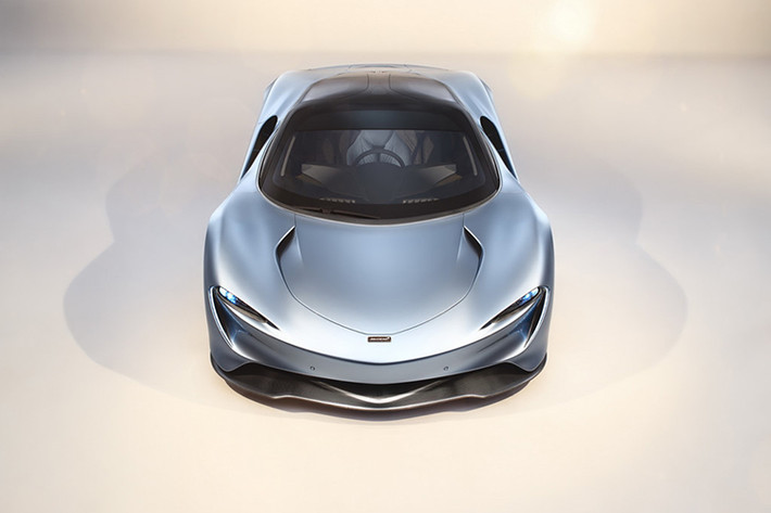 Chưa hết, nhu cầu tối thiểu hóa hệ số lực cản không khí đã khiến hãng McLaren trang bị phần đuôi xe kéo dài cho Speedtail mới. Mẫu siêu xe Hyper-GT mới của hãng McLaren sở hữu chiều dài 5.137 mm, nhỉnh hơn 549 mm so với đàn anh P1 và 600 mm so với đối thủ Bugatti Chiron.