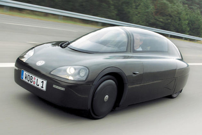 Với mức tiêu thụ nhiên liệu khoảng 0,91 lít cho 100 km, xe đổ đầy đi được khoảng 650 km (một con số khá ấn tượng).