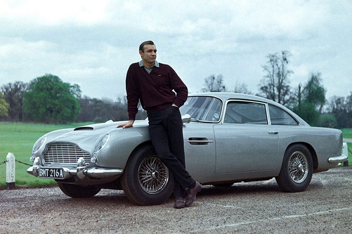Một chiếc Aston Martin DB5 khác còn xuất hiện trong phim Điệp viên 007 "Goldfinger” sản xuất năm 1964 do tài tử Sean Connery thủ vai. Năm 2010, mẫu xe này được bán đấu giá 3,8 triệu USD.