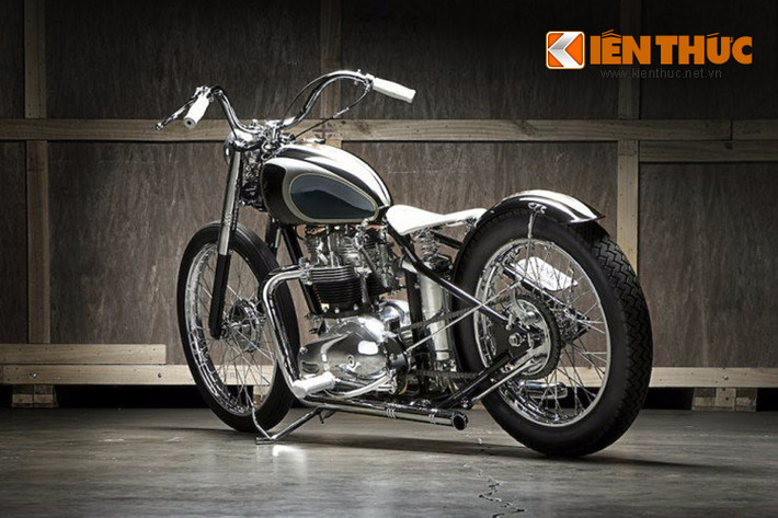 Phiên bản Triumph 650 1964 được hãng xe Anh sử dụng động cơ 4 thì, hai xi-lanh song song dung tích 649 phân khối làm mát bằng gió. Hộp số 4 cấp.
