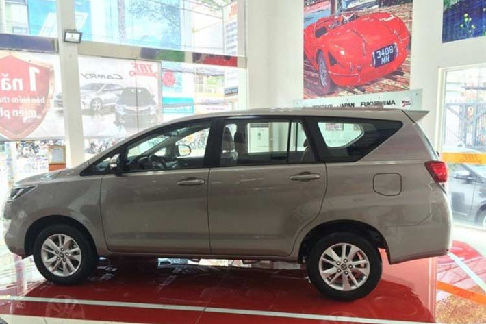 Với đủ các tính năng an toàn này, mẫu xe Toyota Innova tại Việt Nam đã đạt tiêu chuẩn an toàn 5* ASEAN NCAP. Như vậy, đến nay, tất cả các mẫu xe lắp ráp trong nước của TMV bao gồm Camry, Corolla, Vios và Innova đều đã đạt tiêu chuẩn an toàn 5* ASEAN NCAP.