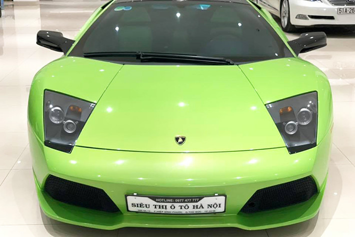 Siêu xe Lamborghini Murcielago LP640 Coupe có khoảng 3 chiếc xuất hiện tại Việt Nam, trong đó, ngoài chiếc mang màu sơn vàng đang cư trú trong garage của doanh nhân nhân y tế ở Phú Nhuận và 1 chiếc mang màu đen hiện đang thuộc sở hữu của 1 nhà sưu tập xe có tiếng ở Hà Nội.