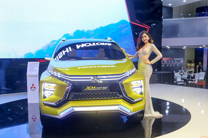 Quay lại với mẫu xe Mitsubishi XM Concept, đây là chiếc xe ý tưởng khác với các bản concept thông thường khi nó được hãng ôtô Nhật Bản gần như đã hoàn thiện về thiết kế nội, ngoại thất, trang bị động cơ hộp số như một mẫu xe thương mại. Mặc dù vậy, Mitsubishi chưa công bố thời gian sản xuất cũng như bán ra thị trường dòng xe này.