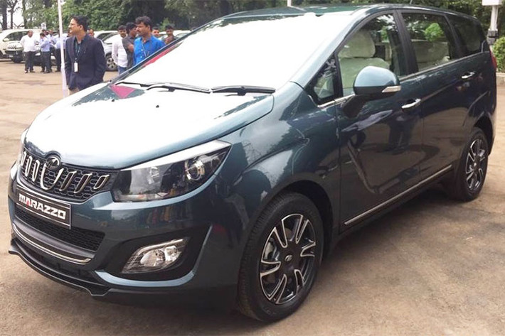 Thị trường Ấn Độ vừa chính thức đón nhận chiếc xe MPV Mahindra Marazzo siêu rẻ mới. Đây được xem là mẫu xe được khá nhiều người tiêu dùng tại đây mong chờ bởi mức giá, cũng như sự đa dụng tới 8 chỗ ngồi mà chiếc xe này có được để dành cho các gia đình.