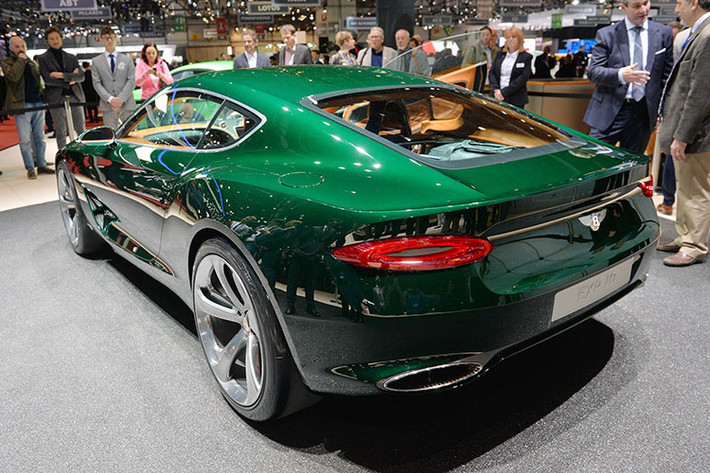 Tuy nhiên, cũng theo báo cáo từ tạp chí GTSpirit, phiên bản thương mại mẫu concept của Bentley sẽ được sản xuất với những thay đổi về ngoại hình.