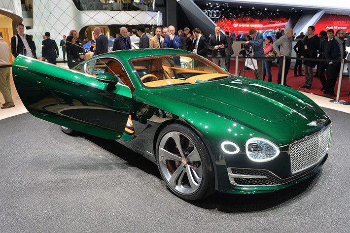 Về động cơ, siêu xe mới của Bentley vẫn được trang bị W12 hybrid, một đặc sản không thể thiếu của hãng.