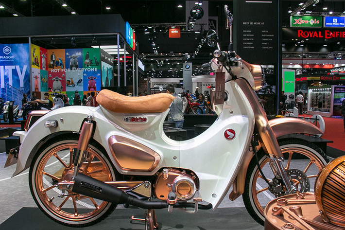 Cub C125 sử dụng khối động cơ SOHC, xilanh đơn dung tích 124.8cc, 4 cấp số, phun xăng điện tử và làm mát bằng gió, 2 van/xilanh. Chỉ đạt công suất tối đa 9 mã lực nhưng đây là một chiếc xe rất phù hợp với nhu cầu sử dụng thành thị với mức tiêu thụ nhiên liệu cực kỳ lý tưởng.