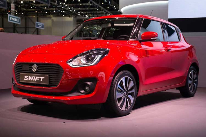 Suzuki Swift 2018 tiếp tục được sử dụng động cơ xăng 1.2L VVT và động cơ diesel 13 lít DDiS 190. Trong đó, bản động cơ xăng hút khí tự nhiên sản xuất ra công suất 84,3 PS và mô-men xoắn cực đại 115 Nm. Còn bản động cơ diesel tăng áp có công suất 75 PS và mô-men cực đại 190 Nm.