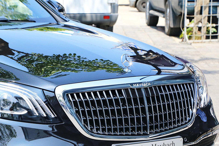 Kiểu lưới tản nhiệt mới của Mercedes-Maybach S450 4Matic 2019 dựa trên mẫu SUV siêu sang Vision Mercedes-Maybach Ultimate Luxury đã được trình làng trong sự kiện Pebble Beach Concours d’Elegance vào mùa hè năm 2016. Tuy nhiên, với giới mê xe, kiểu lưới tản nhiệt bao gồm các thanh nan dọc này gợi nhớ đến "huyền thoại" Maybach.