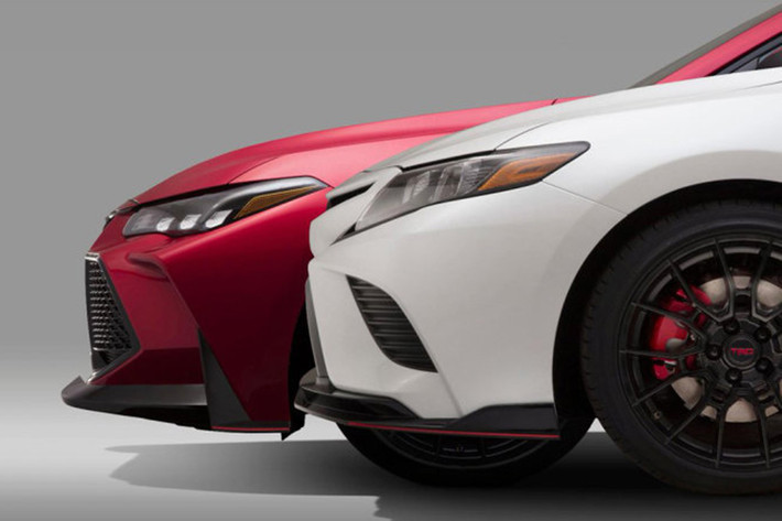 Các thông số chính xác nhất cũng như giá bán của cặp đôi Camry TRD và Avalon TRD mới sẽ được công bố trong triển lãm Ô tô Los Angeles 2018 diễn ra vào cuối tháng 11/2018 này.