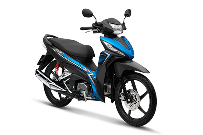 Khối động cơ mạnh mẽ cùng những tiện ích cao trên mẫu xe này sẽ tạo nên trải nghiệm khó quên cho người sử dụng. Được biết, trong suốt 10 năm được giới thiệu tại thị trường Việt Nam, Wave RSX đã trở thành bạn đồng hành của gần 2,8 triệu khách hàng trên toàn quốc.