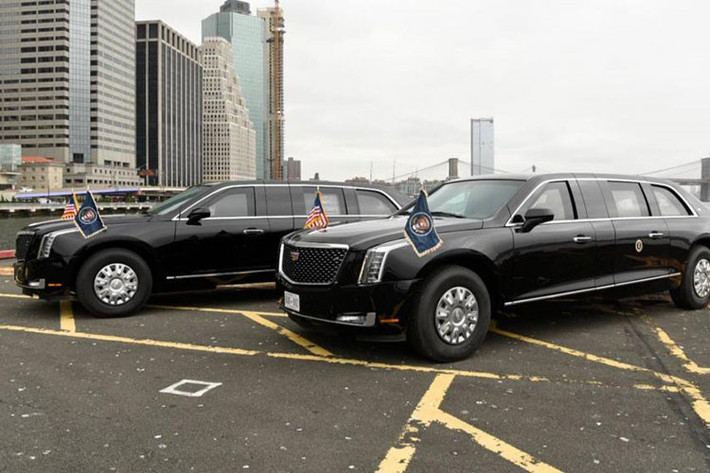Từ năm 2013, thương hiệu xe sang Cadillac của tập đoàn General Motors đã tập trung nguồn lực để phát triển chiếc siêu limousine bọc thép chống đạn mới dành cho Tổng thống Donald Trump. Mãi đến tháng 1/2016, những chiếc limousine phiên bản thử nghiệm mới bị bắt gặp trên đường.