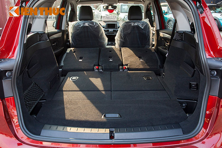 Sau khi ra mắt, BMW Series 2 Gran Tourer sẽ là cái tên hoàn toàn mới ở phân khúc MPV 7 chỗ tại Việt Nam, cạnh tranh cùng Kia Sedona và Honda Odyssey. Giá bán của xe đến thời điểm hiện tại vẫn chưa được BMW tại Việt Nam công bố.