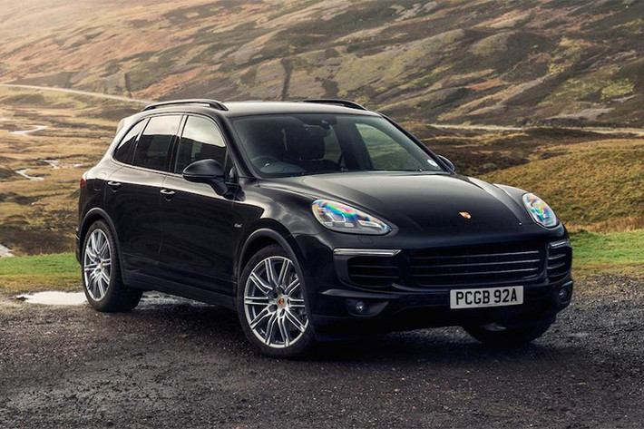 Tuy nhiên, dòng xe SUV hạng sang Porsche Cayenne 2019 sẽ vẫn được trang bị động cơ dầu và chưa công bố thời gian ra mắt thị trường cụ thể.