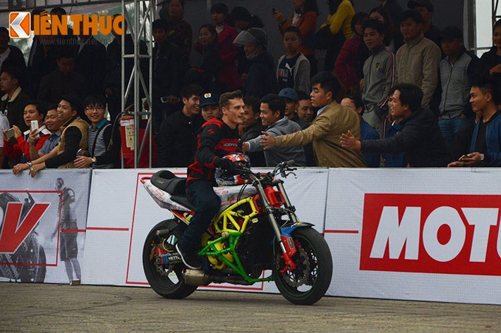 Sẽ có 48 tay đua chuyên nghiệp, đội đua của Motul, các hãng xe và các đội tự do... từ khắp các câu lạc bộ trên cả nước hội tụ về giải đua hoành tráng năm nay. Cuộc tranh tài giữa những tay đua thiện nghệ có kinh nghiệm thi đấu nhiều năm, từng tham gia và giành nhiều giải thưởng trong nước, hứa hẹn sẽ cực kì gay cấn.
