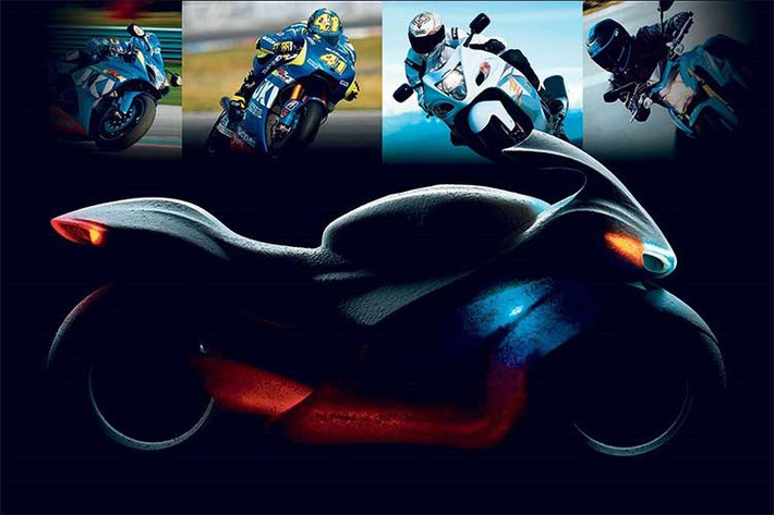 Siêu môtô Suzuki Hayabusa GSX-1300 được sản xuất lần đầu từ năm 1999, đây là một mẫu xe huyền thoại của dòng xe hai bánh Suzuki. Khi mới được ra mắt, Hayabusa là mẫu xe môtô thể thao đầu tiên có khả năng đạt đến vận tốc 300 km/h và nó đã giành lấy ngay ngôi vị siêu môtô nhanh nhất thế giới, nhờ đó Suzuki Hayabusa có cái tên là “thần gió”.