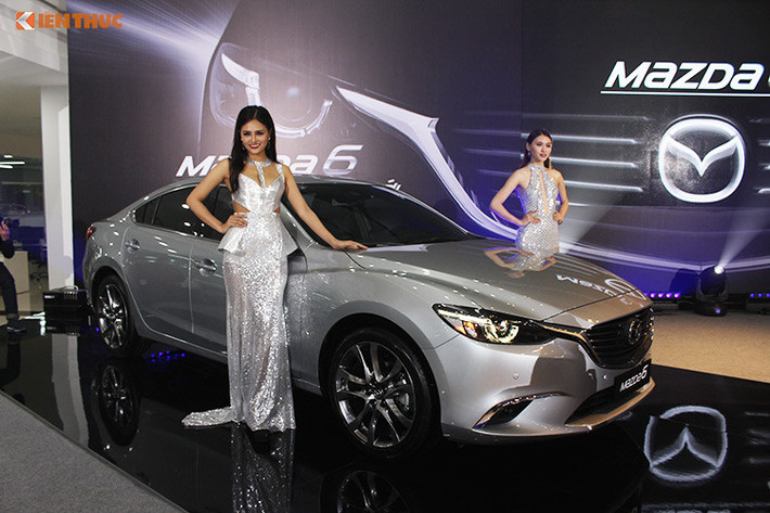 Trong khi đó, sedan hạng D Mazda6 tại Việt Nam hiện cũng đang được giảm thẳng 35 triệu đồng trong tháng 3/2019. Hiện tại, Mazda6 đang được Thaco bán với giá từ 819 triệu đến 1.019 tỷ đồng.