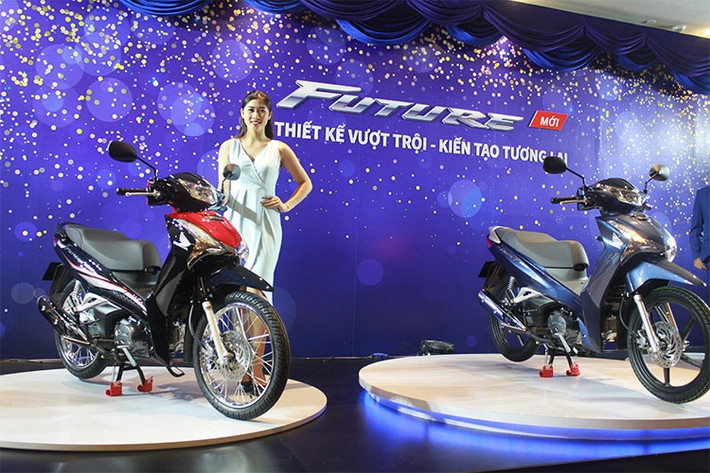 Được biết, trong năm 2017 vừa qua doanh số của mẫu xe số Honda Future là 136.000 xe, chiếm 16% trong phân khúc xe số trên thị trường và hãng xe máy đình đám Nhật Bản đặt mục tiêu vượt mức này trong năm 2018. Tại thị trường xe máy Việt Nam, đối thủ của Honda Future sẽ là Yamaha Jupiter.