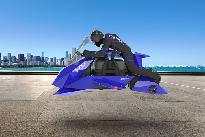 Về mặt thông số, Jetpack Aviation Speeder có khả năng đạt vận tốc 240 km/h, thời gian bay từ 10 - 22 phút tùy cách vận hành và trần bay lên đến 4,5 km trên giờ. Có một điểm rất đáng chú ý là xe có trọng lượng khô chỉ 105 kg.