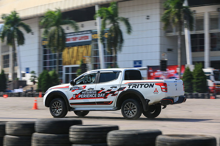 Trong suốt một thế kỷ phát triển, Mitsubishi đã hoàn thiện khái niệm “chất Mitsubishi” đầy đủ hơn; đó là khả năng vận hành, khả năng tiết kiệm nhiên liệu, tính an toàn cao và những thiết kế đặc trưng Nhật nhưng vẫn hiện đại. Với thông điệp "Bền Bỉ - Tin cậy - An Toàn", các sản phẩm của Mitsubishi luôn đậm "chất" khác biệt thông qua khả năng vận hành mạnh mẽ và trên hết mức tiết kiệm nhiên liệu ấn tượng.
