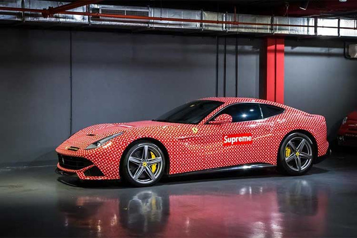 Thiếu gia 15 tuổi Rashed Belhasa, con trai của một tỉ phú trong ngành xây dựng tại Dubai vừa rao bán siêu xe Ferrari F12 Berlinetta, được phủ logo Supreme x Louis Vuitton độc đáo.