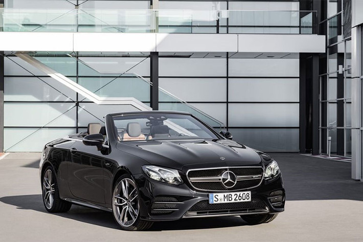Cụ thể, bản tiêu chuẩn Mercedes-Benz E300 2019 sẽ vẫn giữ nguyên công suất động cơ. Xe được trang bị động cơ 4 xy-lanh thẳng hàng tăng áp cho công suất 241 mã lực và mô men xoắn 369 Nm.