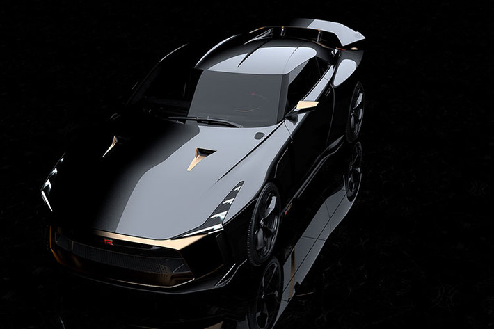Được phát triển dựa trên mẫu GT-R Nismo cộng với những tinh chỉnh từ bộ phân xe thể thao Nissan nên GT-R50 sở hữu động cơ tăng áp kép V6 3.8 L, cho công suất 720 mã lực tại vòng tua 7.100 rpm và mô men xoắn cực đại 780 Nm tại vòng tua từ 3.600 - 5.600 rpm.