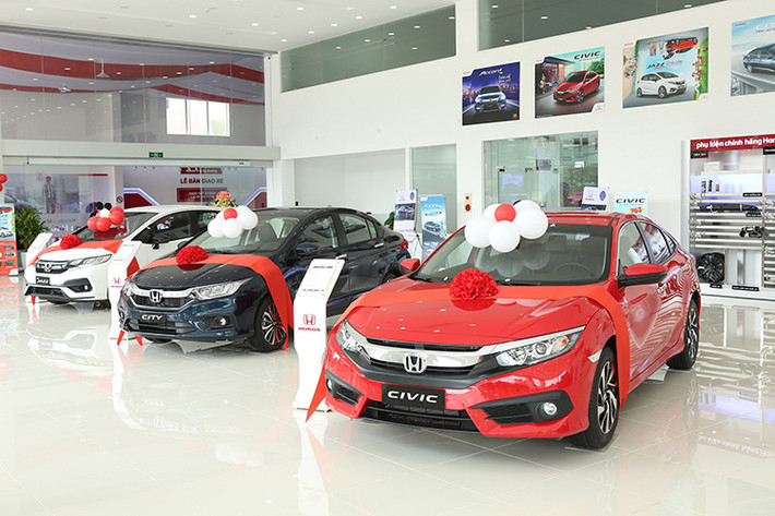 Trong tháng 3/2019, trong khi nhiều mẫu xe sở hữu doanh số bán ra thị trường tới hơn nghìn chiếc, thì vẫn có những mẫu xe không bán nổi được chiếc nào. Ba cái tên đáng chú ý nhất là Accord, Odyssey và Civic của Honda tiếp tục dẫn đầu danh sách 10 mẫu xe ôtô ế nhất Việt Nam.