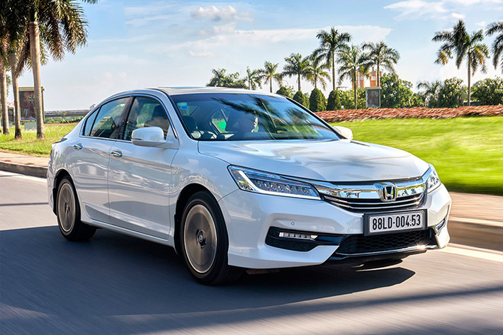 Honda Accord tiếp tục lọt vào top 10 mẫu xe bán chậm nhất trong tháng 3/2019, khi không bán nổi được một chiếc nào. Một trong những nguyên nhân ảnh hưởng tới doanh số của mẫu xe này so với các đối thủ cùng phân khúc tại thị trường ôtô Việt Nam chính là giá bán quá cao.
