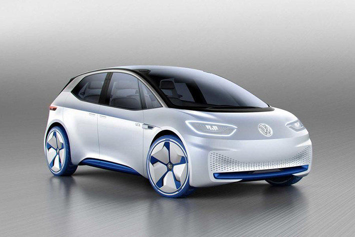 Dựa theo tin mới từ Reuters, hãng xe hơi Volkswagen đang có kế hoạch bán một mẫu xe điện Volkswagen giá rẻ khoảng 22.650 USD (tương đương 535 triệu đồng), và chuyển đổi ba nhà máy ở Đức cho sản xuất.