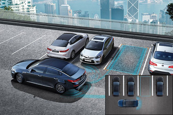 Dự kiến, đối thủ của Toyota Camry và Honda Accord sẽ chính thức được hãng xe hàn Quốc - Kia cho ra mắt tại thị trường Malaysia, cụ thể là triển lãm Premium Auto Car Expo (PACE) diễn ra vào ngày 3-4/11 tới đây.