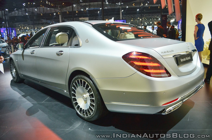 Mẫu sedan hạng sang Mercedes-Maybach S650 được trang bị động cơ xăng Biturbo V12 6.0 lít sản sinh công suất 630 mã lực ở vòng tua 5.000 vòng/phút và mô-men xoắn cực đại 1.000 Nm tại 2.300 - 4.200 vòng/phút. Cỗ máy chạy xăng này đạt chuẩn Euro6.