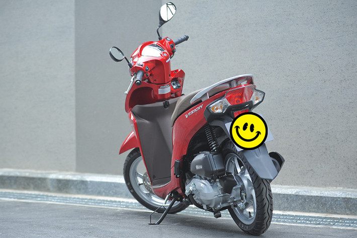 Giới kinh doanh xe máy cho rằng, cách điều chỉnh giá trị tính phí trước bạ này của Bộ Tài chính là hoàn toàn hợp lý trong bối cảnh hiện nay nhằm đảm bảo công bằng giữa các nhà sản xuất cũng như người tiêu dùng mua xe của các hãng. Bên cạnh đó, đưa mức giá về với giá trị thật của nhiều mẫu xe cũng giúp việc đội giá từ các đại láy chính hãng vốn là "bệnh kinh niên" từ nhiều năm nay.