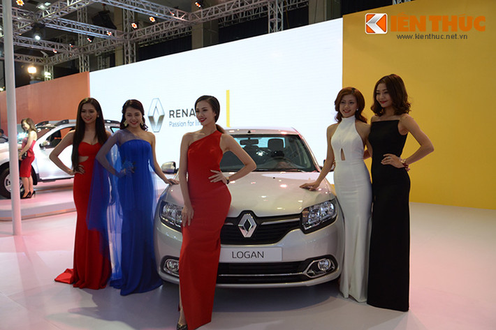Thương hiệu xe Pháp Renault tại Việt Nam cũng mang đến triển lãm lần này 3 mẫu xe hoàn toàn mới cùng dàn mầu đa sắc màu.