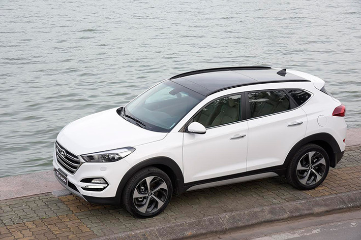 Một điểm rất khó đoán biết về chiến lược của Hyundai tại Việt Nam đối với các đối thủ là hiện những mẫu xe của Hyundai Thành Công không được công bố doanh số bán hàng. Trừ mẫu xe Grand i10 có một số thông tin còn đối với SantaFe và Tucson doanh số bán hàng của 2 mẫu xe này là một ẩn số khá lớn. Do đó những động thái điều chỉnh giá hay chiến lược bán hàng của những mẫu xe trên là rất khó đoán.
