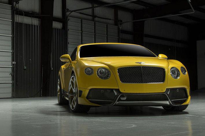 Màu sơn vàng tươi, kính tối màu và ống xả độ khiến nét thể thao của Bentley Continental GT BR-10RS được tôn lên gấp nhiều lần.