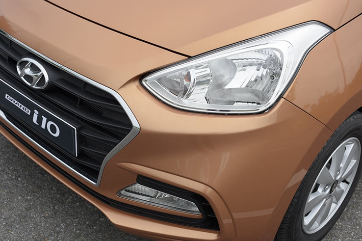 Hyundai Grand i10 là mẫu xe hiện đứng vị trí số 1 của HTC về lượng bán với hơn 50.000 chiếc được bán ra trong 3 năm từ 2014 – 2016. Đến tháng 7/2017, HTC đã chính thức đưa dây chuyền lắp xe Grand i10 mới vào hoạt động, góp phần giảm giá sản phẩm.