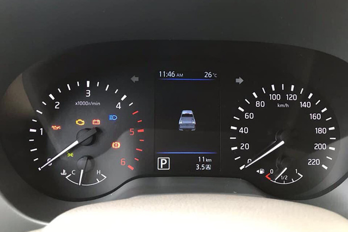 Các nguồn tin cho biết, mẫu xe Nissan Navara 2019 tại Việt Nam là phiên bản nâng cấp của dòng Nissan Navara (NP300) được giới thiệu kể từ năm 2016, phiên bản A-IVI sẽ được bán với ba phiên bản gồm: Nissan Navara EL A-IVI (7AT, 4×2), Nissan Navara SL A-IVI (6MT, 4×4) và Nissan Navara VL A-IVI (7AT, 4×4).