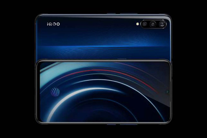 Sau thành công của mẫu smartphone chơi game iQOO, hôm nay (2/7), Vivo đã bất ngờ quay trở lại và ra mắt một chiếc điện thoại chuyên game mới có tên gọi là iQOO Neo. Với mức giá bán chỉ từ 6 triệu đồng và cấu hình phần cứng mạnh mẽ, điện thoại Vivo iQOO Neo được dự đoán sẽ là một sản phẩm cực hot trong thời gian sắp tới.