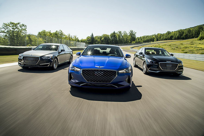 Tại thị trường Úc, giá xe sang Genesis G80 3.8 cơ sở bán ra khởi điểm từ 68.900 AUD (tương đương khoảng 1,11 tỷ đồng), trong khi bản G80 3.8 Ultimate có giá lên tới 88.900 AUD (khoảng 1,43 tỷ đồng).