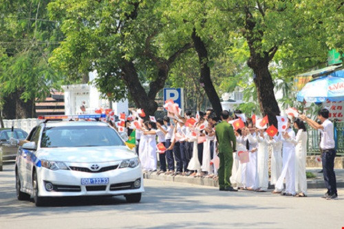 Những ngày làm việc tại Thừa Thiên - Huế, nhà Vua Nhật Bản và Hoàng hậu đã có chuyến thăm Đại nội Huế, Nghe Nhã nhạc Cung đình Huế, Thăm nhà Phan Bội Châu và tiếp cộng đồng người Nhật Bản tại Miền Trung Việt Nam. Ảnh: NGUYỄN DO